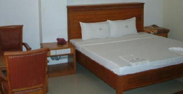 Hotel Chitra Park Tiruchchendūr Cameră foto